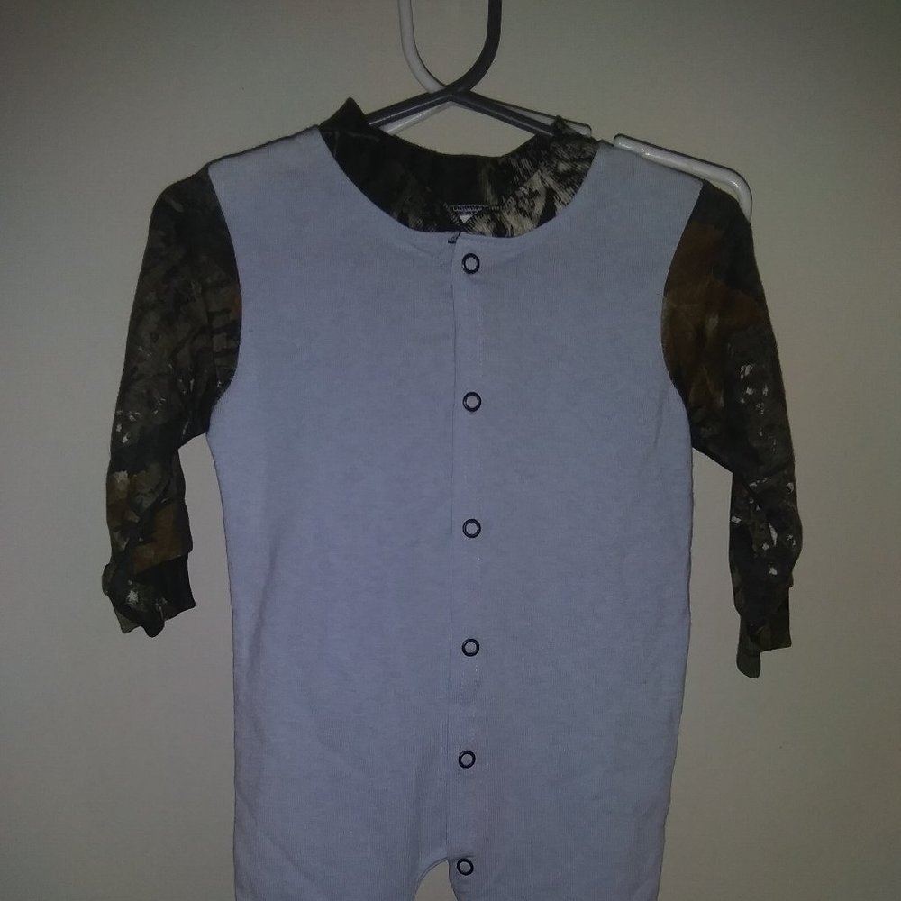 Long sleeve onesie